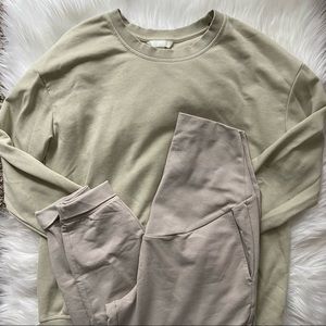 H&M maternity jogger and sweatshirt set